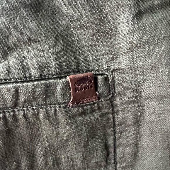 EUC - Roots Olive Green Women's Shorts Size 6 (waist 16”) - Picture 4 of 6